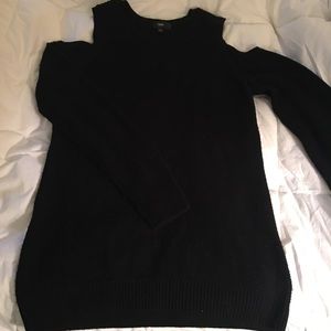 Cold shoulder tunic sweater